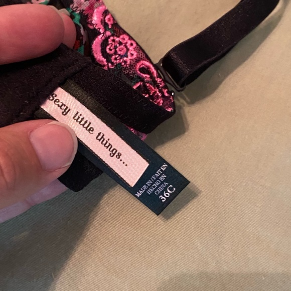 Victoria's Secret Black and Pink Floral Sexy Little Things 36C - Picture 5 of 5